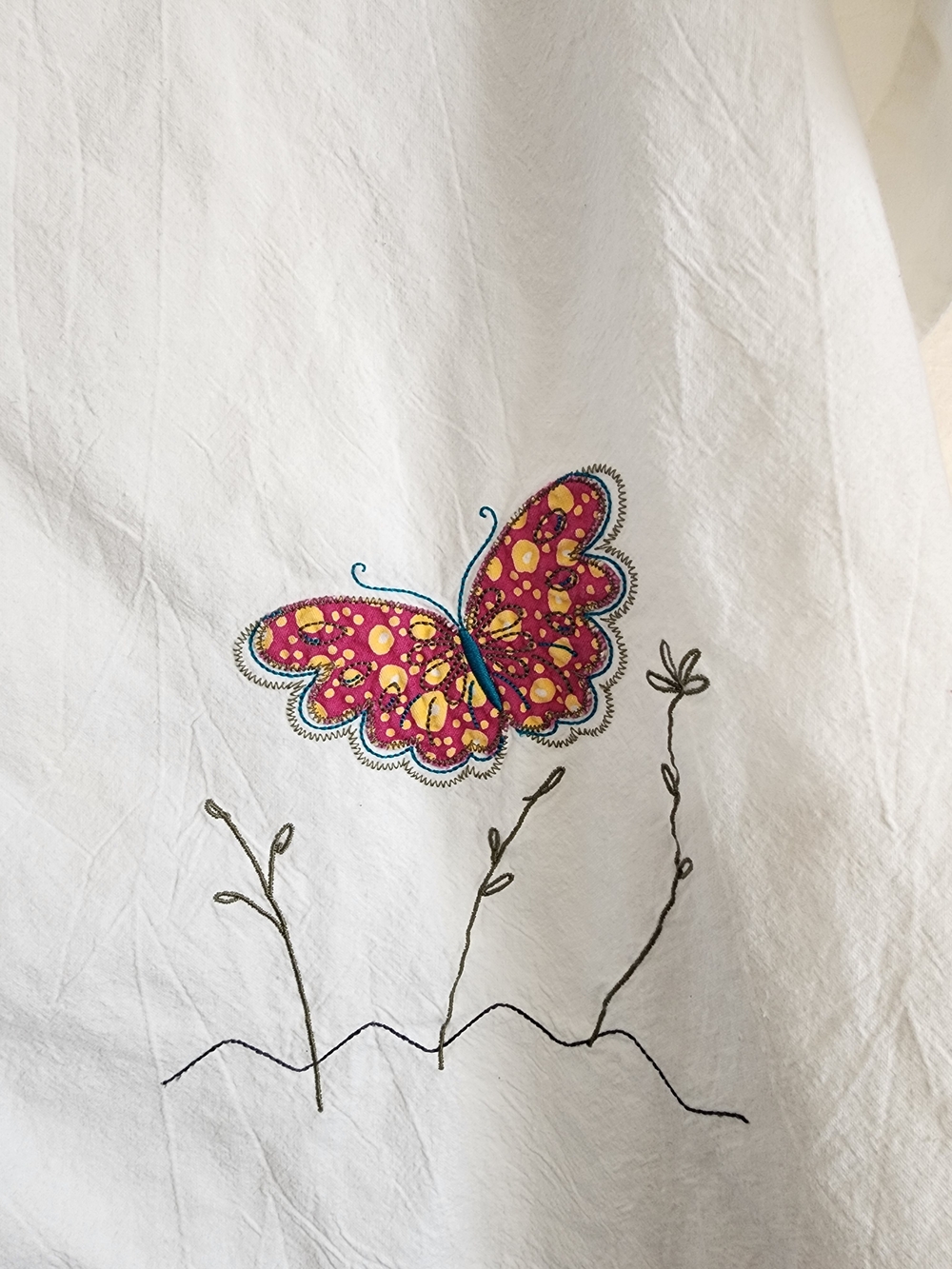 White Butterfly Embroidered Button-Up Womens Shirt - Picture 6 of 7